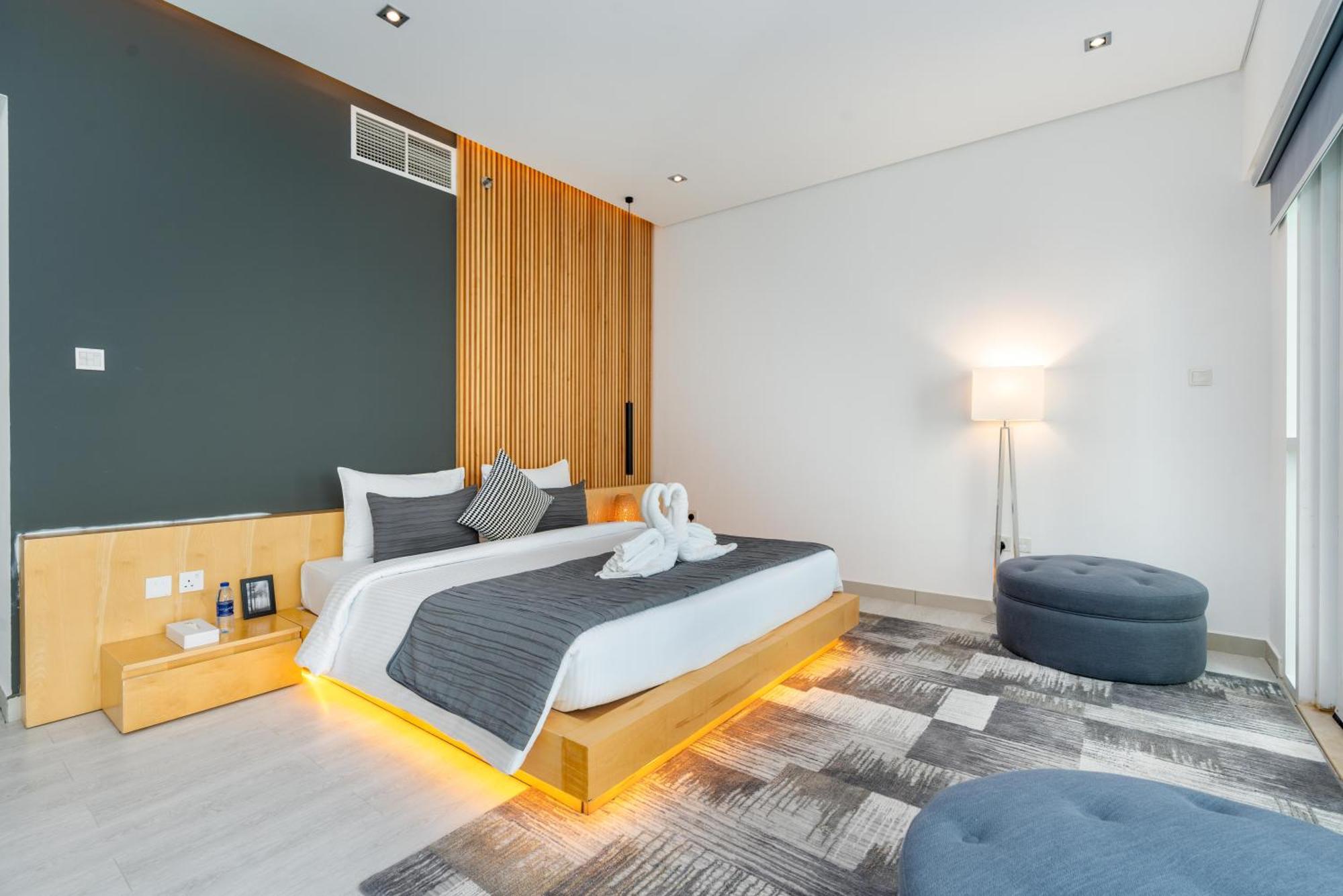 Апартаменти Samaya Homes - Marina Walk Luxury Дубай