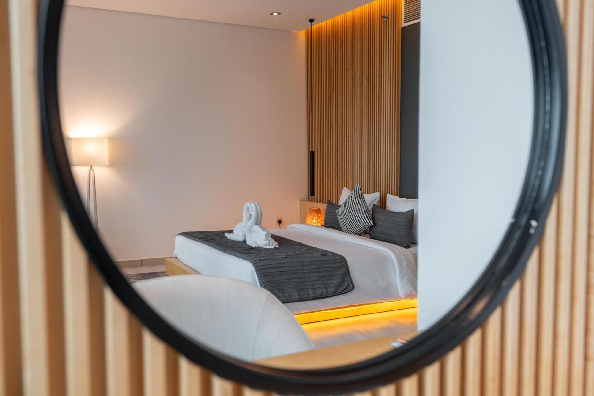 Samaya Homes - Marina Walk Luxury Апартаменти Дубай